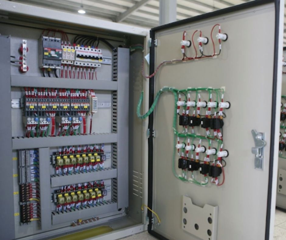 phu-kien-lap-dat-tu-dien