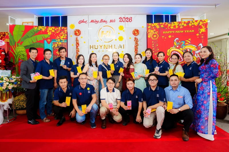 618461786 1440746951076673 3687859811392958303 n 1 Tập thể Công Ty Điện Huỳnh Lai